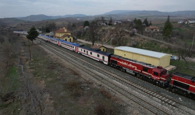 Tanıtım turu tamamladı, gözler 12 Nisan'da!