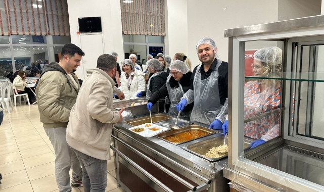 Tophane Rotary Kulübü’nün geleneksel iftar organizasyonu sürüyor