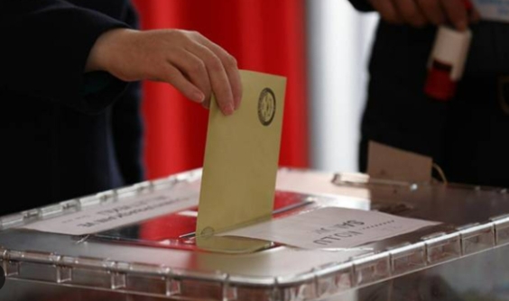 Türkiye yarın sandık başında!