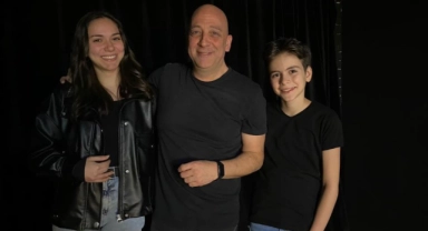 Ümit Çırak'ın yeni genç gözdesi Sena ve Mustafa Konak kardeşler
