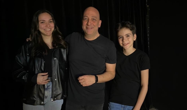 Ümit Çırak'ın yeni genç gözdesi Sena ve Mustafa Konak kardeşler