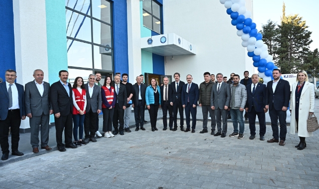 Üniversitelilere özel ayrıcalıklı spor merkezi
