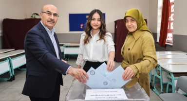 Vali Mahmut Demirtaş oyunu kullandı