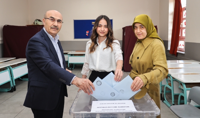 Vali Mahmut Demirtaş oyunu kullandı