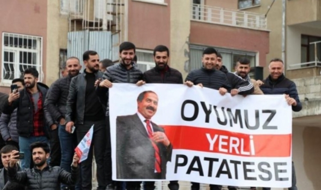 Van'da belediye başkan adayı vaatlerini sıraladı