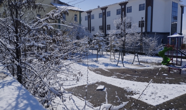 Varto’da kar esareti! 20 köy yolu ulaşıma kapandı