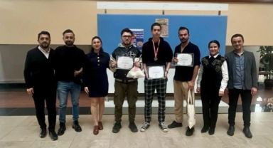 Yabancı Diller Kulübü satranç turnuvası düzenledi