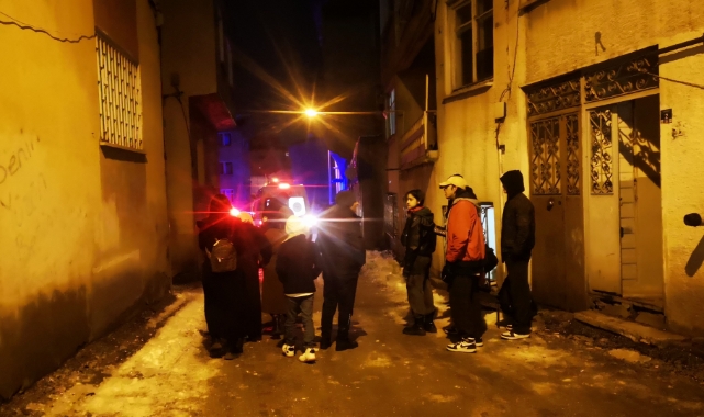 Yaşlı adam evinde ölü bulundu