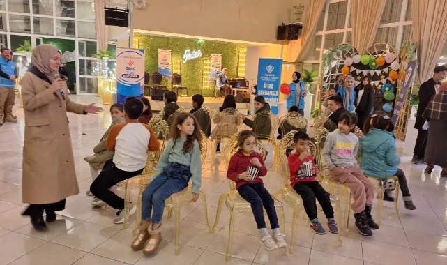 Yetim çocuklara iftar programı