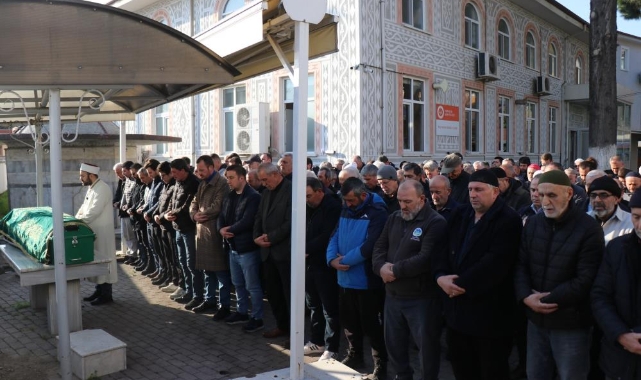 Yol kenarında ölü bulunmuştu