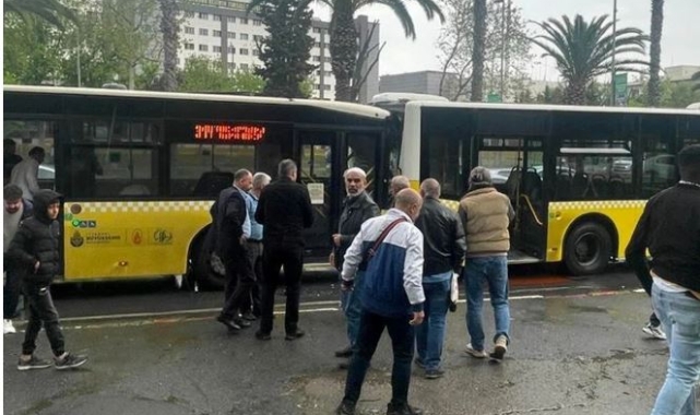 2 İETT otobüsü birbirine girdi: Yaralılar var