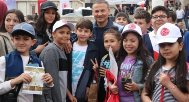 23 Nisan etkinlikleri TBMM bahçesinde başladı