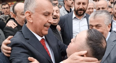 AK Parti'den aday gösterilmeyince bağımsız aday oldu, seçimi kazandı
