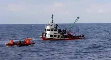 Akdeniz'de göçmen teknesi battı
