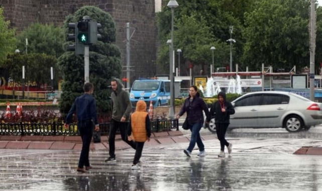 AKOM'dan İstanbul'a, Meteoroloji'den 16 ile uyarı!