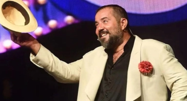 Ata Demirer, 18 Nisan’da Volkswagen Arena’da
