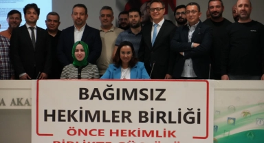 Bağımsız Hekimler Birliği aday tanıtım toplantısı düzenledi