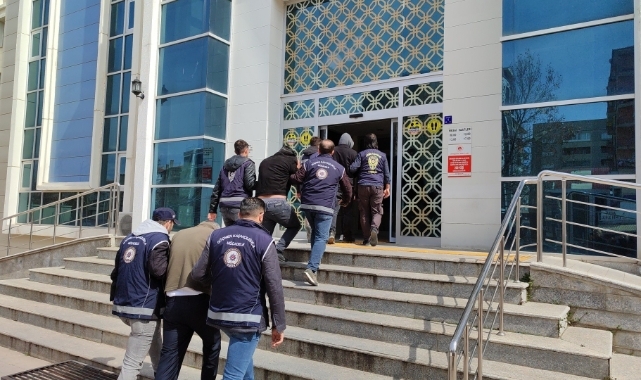 Bakan Yerlikaya açıkladı! 2 bin 101 düzensiz göçmen yakalandı