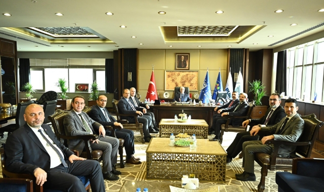 Başkan Bozbey, ilçe belediye başkanları ile bir araya geldi