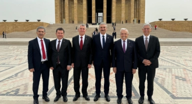Başkan Şadi Özdemir CHP Yerel Yönetimler Çalıştayı’na katıldı