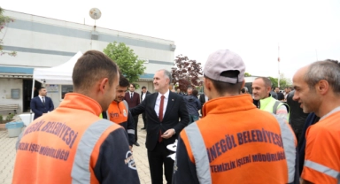 Başkan Taban belediye personellerini unutmadı