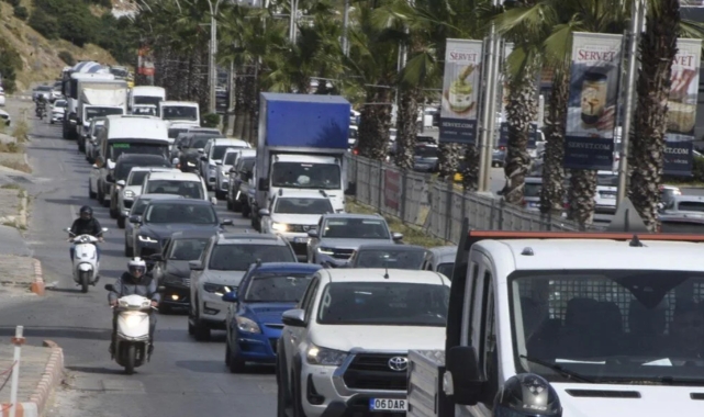 Bodrum'a son 48 saatte 30 binden fazla araç giriş yaptı