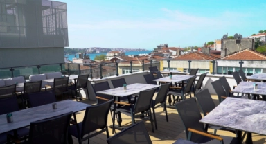 Boğaz manzaralı sosyal tesis hizmete açıldı