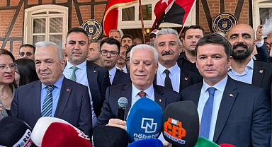 Bursa Büyükşehir'de devir teslim töreni