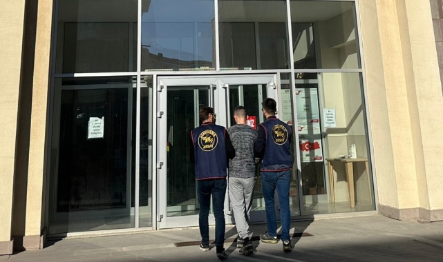 Bursa'da pes dedirten hırsızlık! Çalıntı motosikletle gelip....