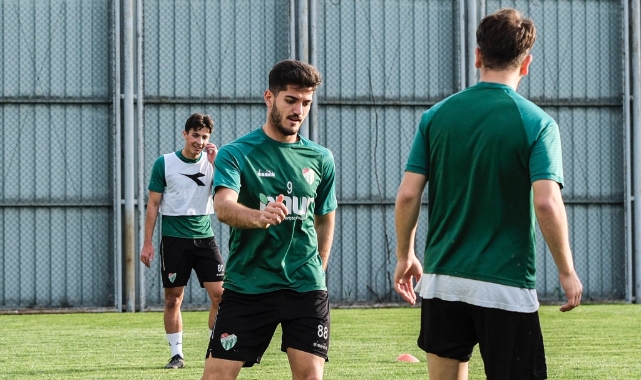 Bursaspor, pas ve sonuçlandırma çalışması yaptı