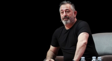 Cem Yılmaz'a yıldız hediye edildi