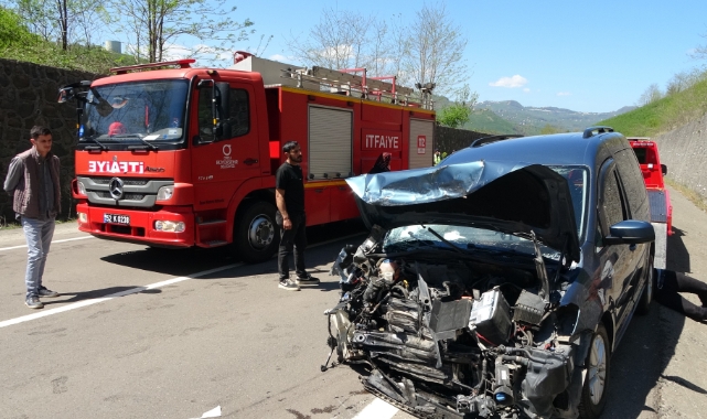 Cenaze yolunda feci kaza! 2’si ağır 5 yaralı