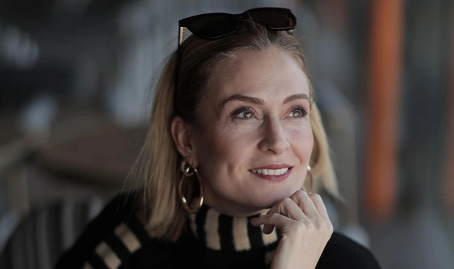 Ceyda Düvenci aşka geldi!