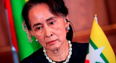 Devrik lider Suu Kyi ev hapsinde!