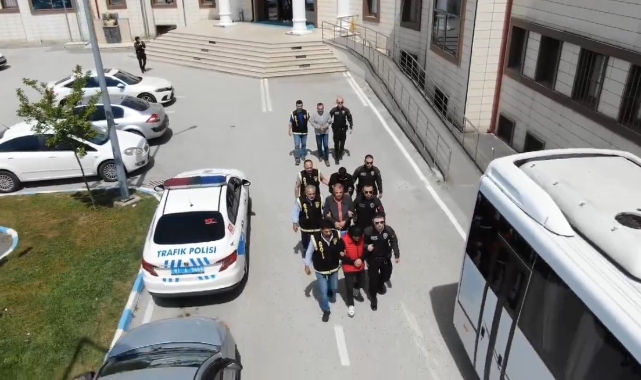 Düzce’de dolandırıcı operasyonu