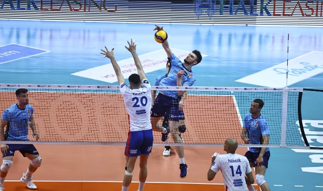 Efeler Ligi'nde şampiyon Halkbank