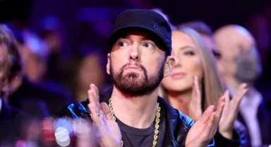 Eminem hayranlarına müjde