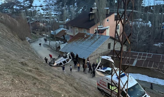 Hakkari’de trafik kazası: 2 yaralı