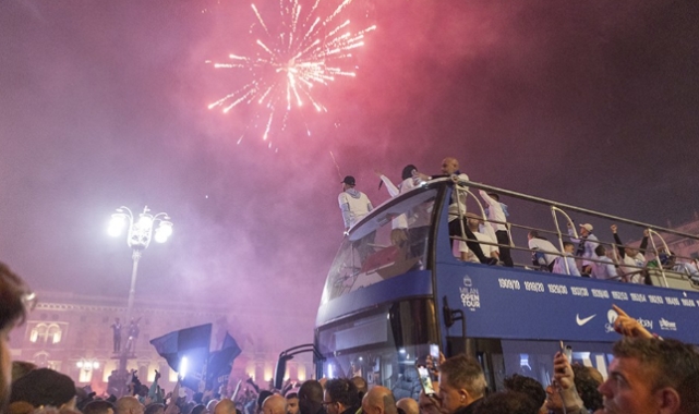 Inter 100 bin taraftarıyla şampiyonluğu kutladı