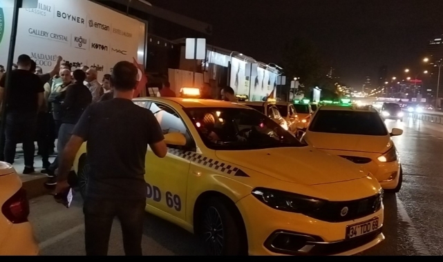 İstanbul’da taksiciler öldürülen meslektaşları için eylem yaptılar