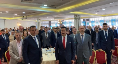 İYİ Parti Bursa'da bayram coşkusu