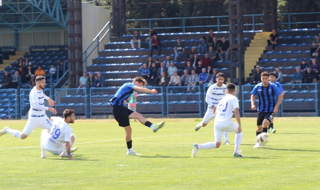 Karacabey Belediyespor: 4 - Ankaraspor: 1