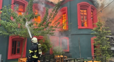 Kırklareli'nde tarihi binada yangın çıktı