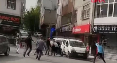 Kuyumcuyu soymaya çalışan hırsıza linç girişimi