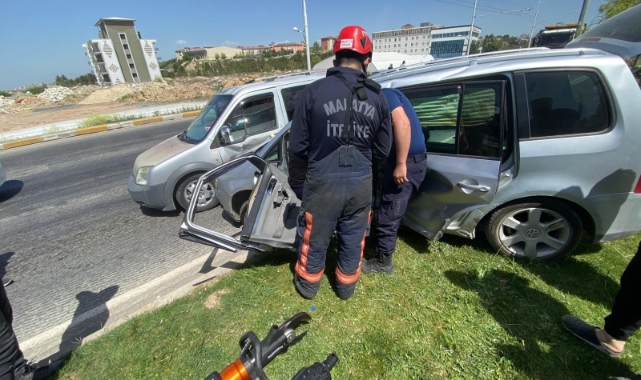 Malatya’da kavşakta üç araç çarpıştı: 4 yaralı