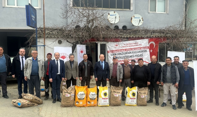 Malkara’da yerli ayçiçeği tohumu dağıtımı