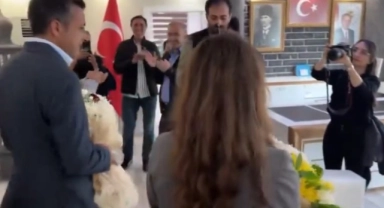 Mazbata töreninde hakaret! Gözaltına alındı