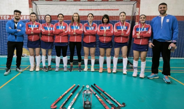 MSKÜ Kadın Hokey takımı Türkiye ikincisi oldu