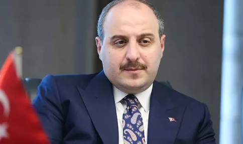 Mustafa Varank'tan Deniz Zeyrek'e sert cevap!