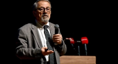 Naci Görür'den deprem uygulamalarına tepki